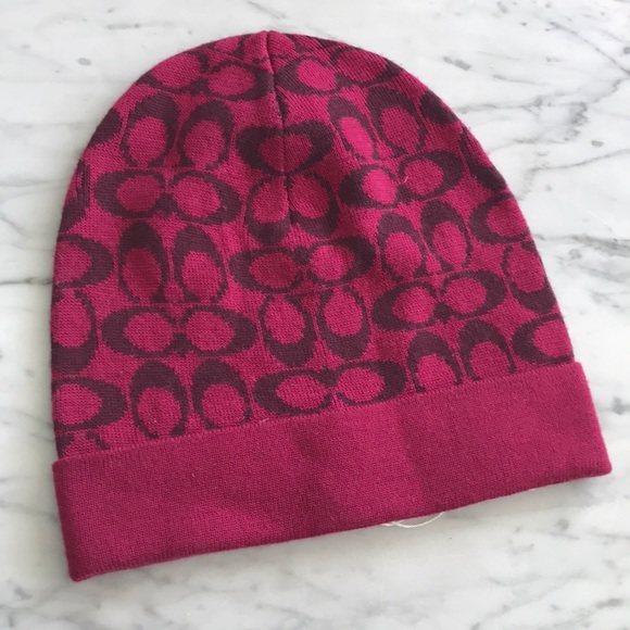 REDUCED - Coach Knit Hat & Gloves - Picture 3 of 6